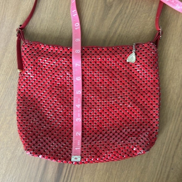 Vintage Whiting & David Red Mesh Crossbody Bag Gold Accents Sailboat Heart Charm - Picture 9 of 16